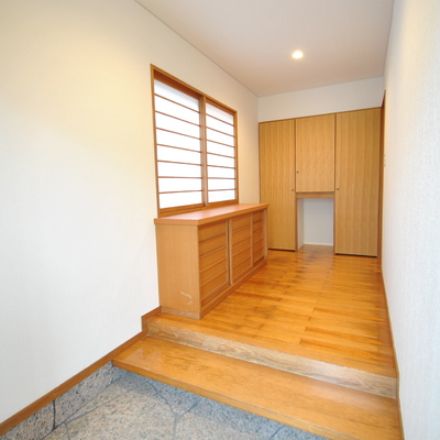 新潟市西区上新栄町三丁目